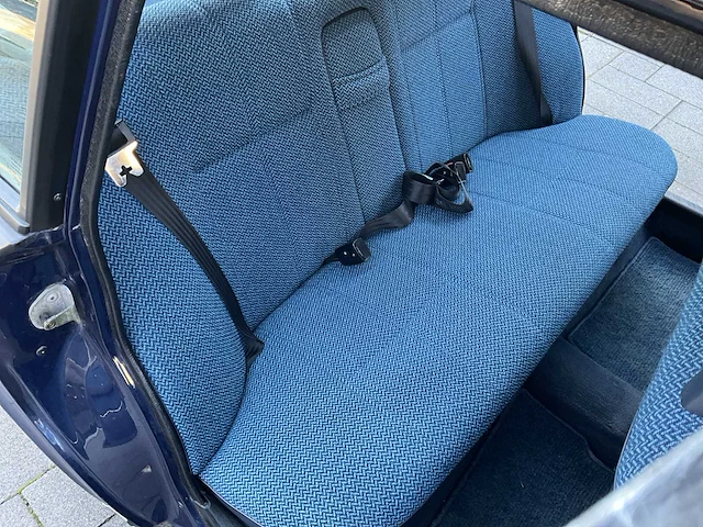 1988 volvo - 240dl - oldtimer - afbeelding 32 van  38