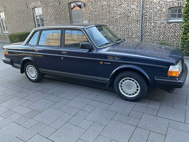 1988 volvo - 240dl - oldtimer - afbeelding 4 van  38