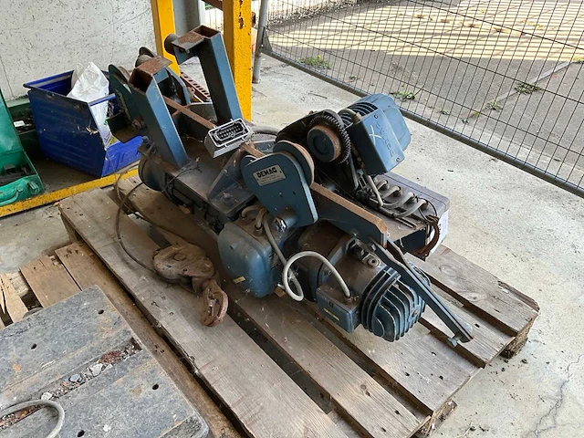 1989 demag eu-ruv5 pk elektrische kettingtakel - afbeelding 1 van  4