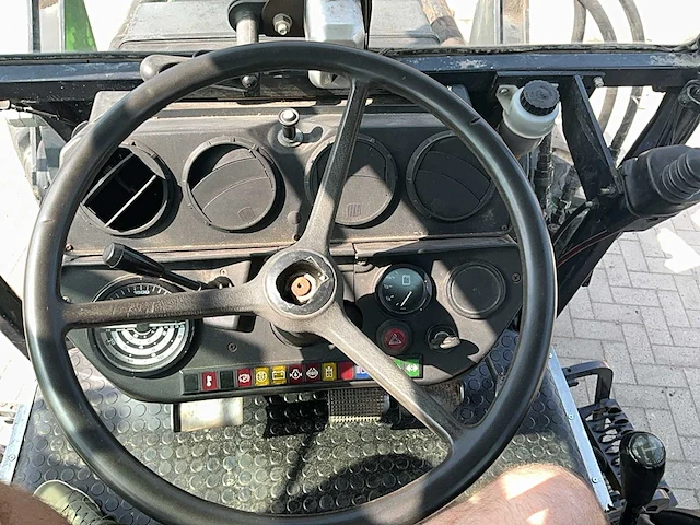 1989 deutz dx3.65a vierwielaangedreven landbouwtractor - afbeelding 19 van  41