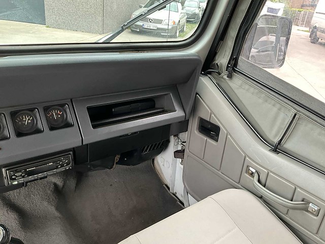 1989 jeep wrangler oldtimer - afbeelding 18 van  48