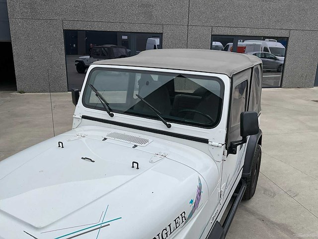 1989 jeep wrangler oldtimer - afbeelding 35 van  48