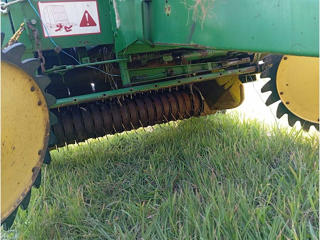 1989 john deere 550 balenpers - afbeelding 6 van  11