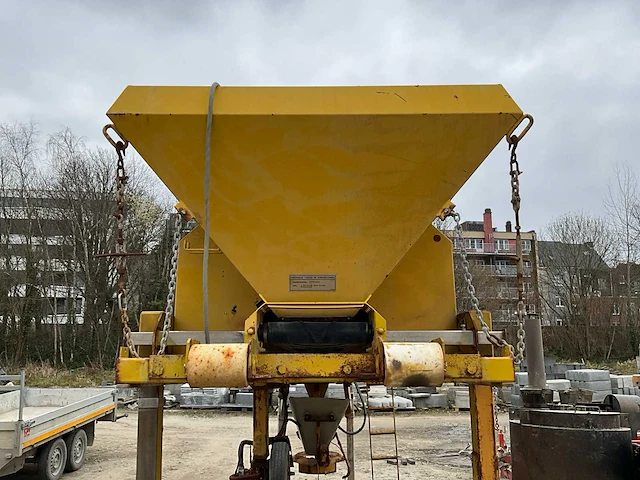 1989 nido universal machines m80 wa zoutstrooier - afbeelding 9 van  21