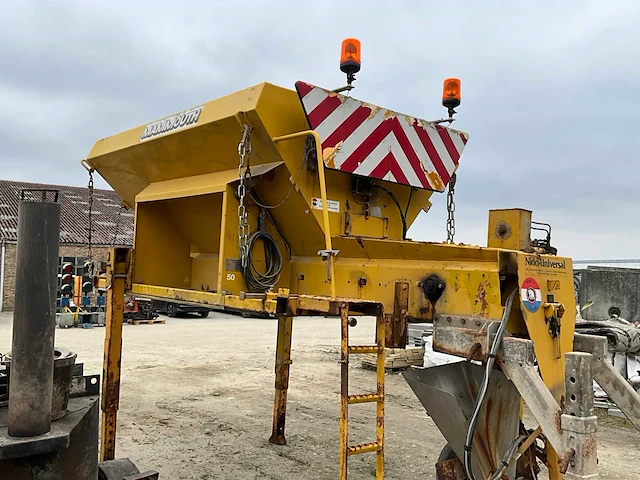 1989 nido universal machines m80 wa zoutstrooier - afbeelding 20 van  21