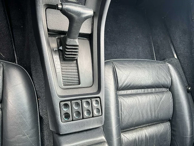 1989 porsche 928 s4 oldtimer - afbeelding 6 van  38