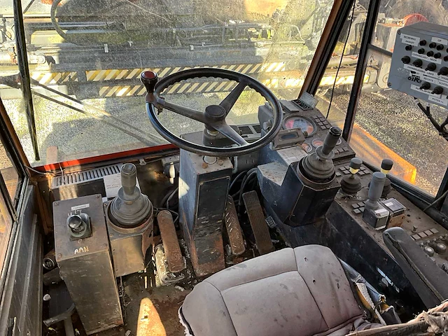 1990 autogru b75 reachstacker belotti - afbeelding 10 van  25