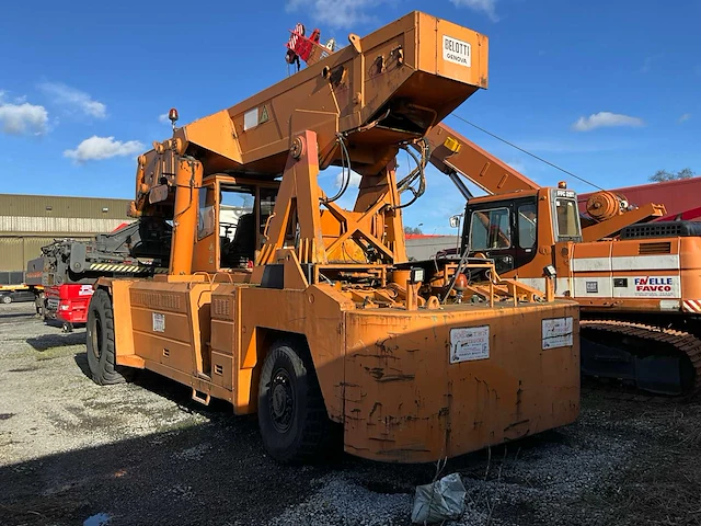 1990 autogru b75 reachstacker belotti - afbeelding 21 van  25