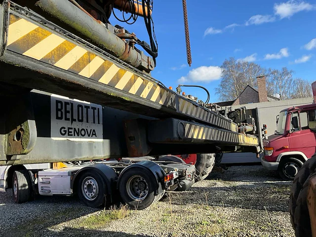 1990 autogru b75 reachstacker belotti - afbeelding 24 van  25