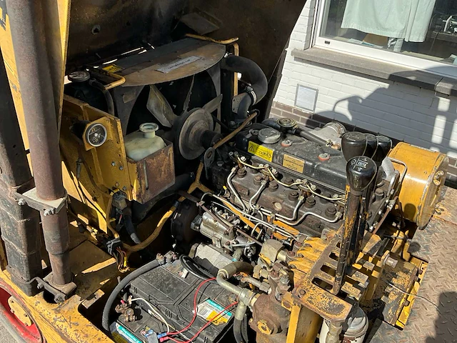 1990 caterpillar v90e vorkheftruck - afbeelding 33 van  43