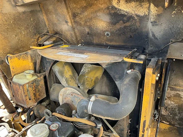1990 caterpillar v90e vorkheftruck - afbeelding 38 van  43