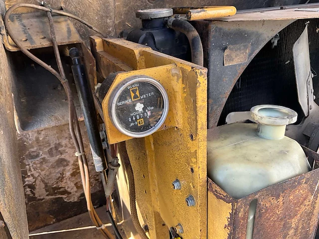 1990 caterpillar v90e vorkheftruck - afbeelding 39 van  43