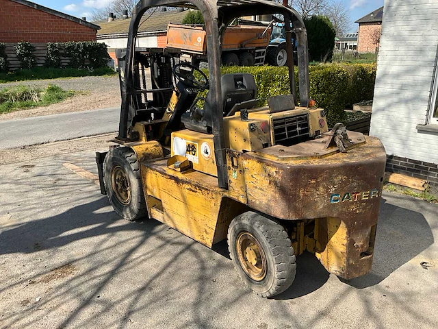 1990 caterpillar v90e vorkheftruck - afbeelding 43 van  43