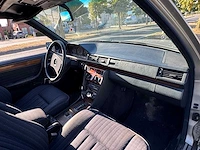 1990 mercedes-benz 300d oldtimer - afbeelding 2 van  32