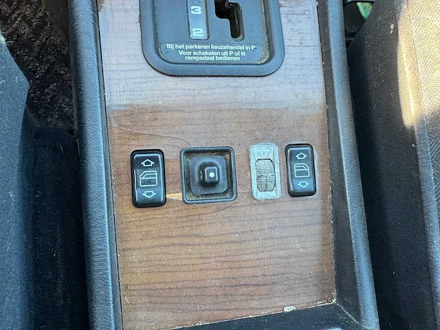 1990 mercedes-benz 300d oldtimer - afbeelding 8 van  32
