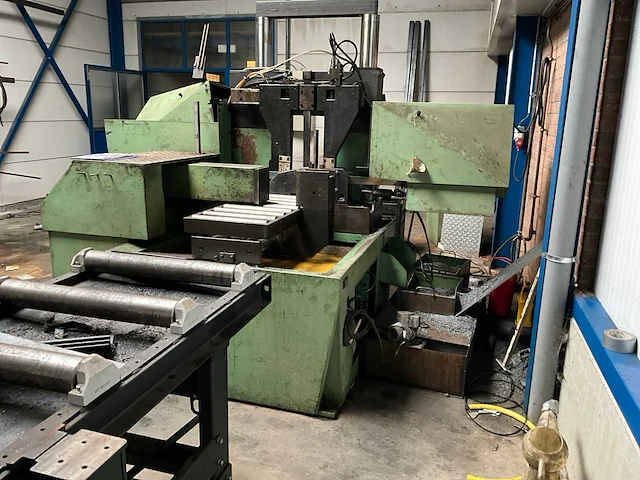 1990 missler deb420 cnc bandzaagmachine - afbeelding 1 van  21
