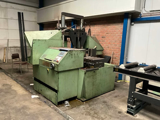 1990 missler deb420 cnc bandzaagmachine - afbeelding 12 van  21