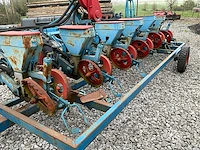 1990 monosem 6 rij pneumatische maïspootmachine zaaimachine - afbeelding 13 van  18
