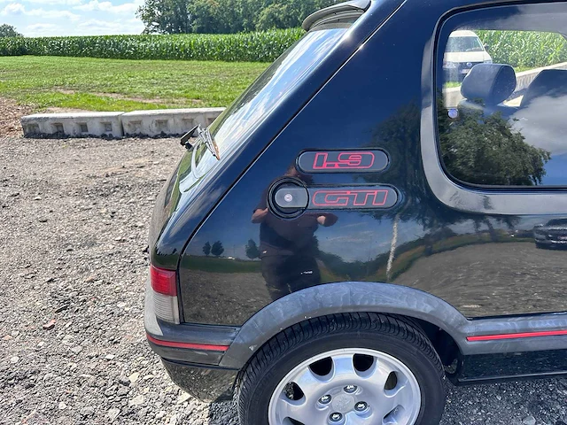 1990 peugeot 205 gti 1.9 - afbeelding 10 van  37