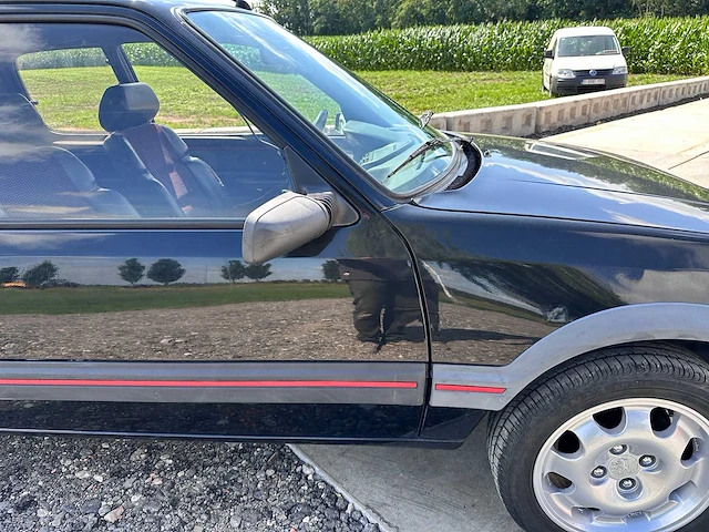 1990 peugeot 205 gti 1.9 - afbeelding 13 van  37