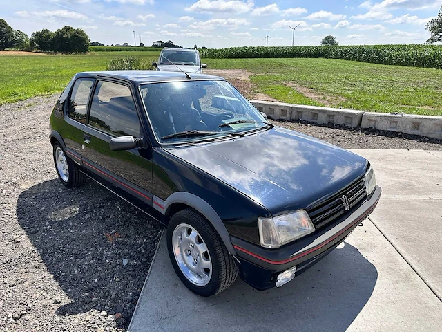 1990 peugeot 205 gti 1.9 - afbeelding 16 van  37