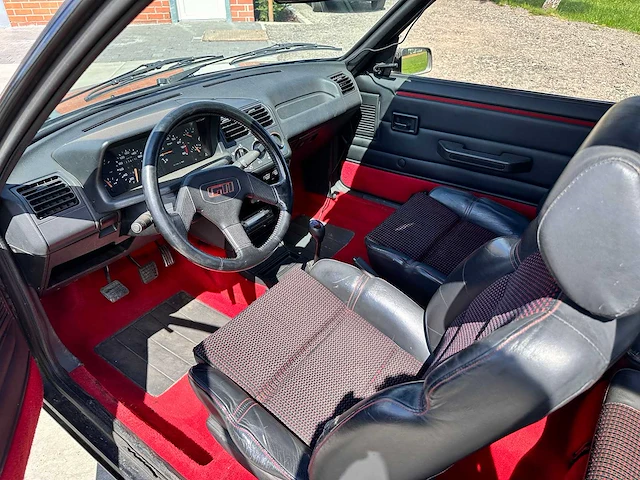1990 peugeot 205 gti 1.9 - afbeelding 22 van  37