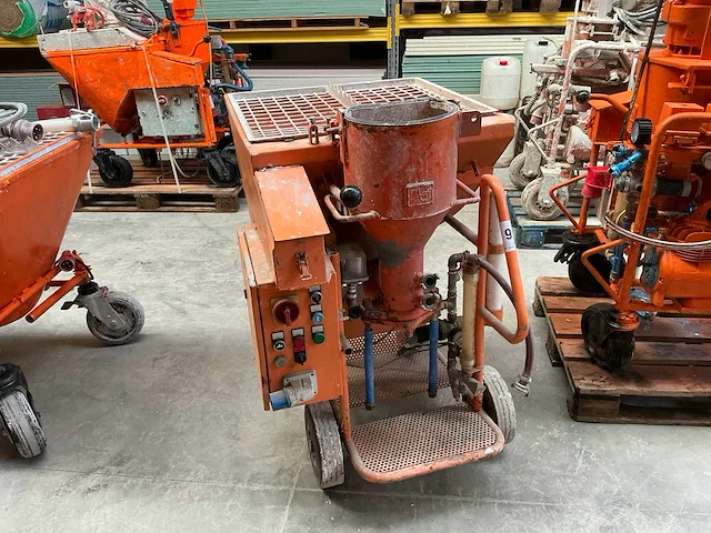 1990 pft g4 monofase spuitgietmachine - afbeelding 1 van  13