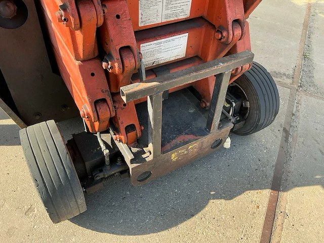 1990 snorkel economy wildcat 3000series hoogwerker - afbeelding 2 van  16