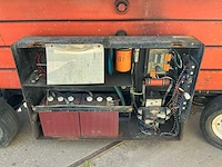 1990 snorkel economy wildcat 3000series hoogwerker - afbeelding 15 van  16