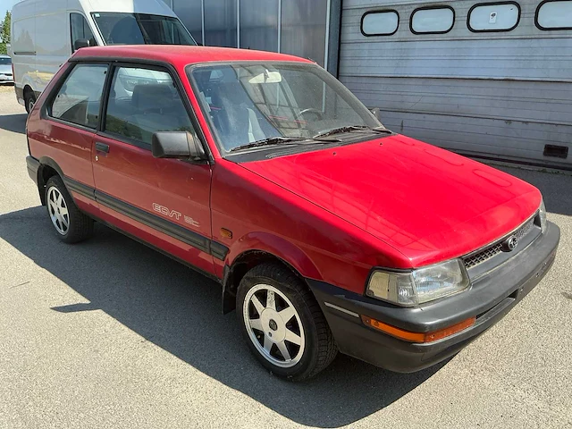 1990 subaru justy oldtimer - afbeelding 12 van  42