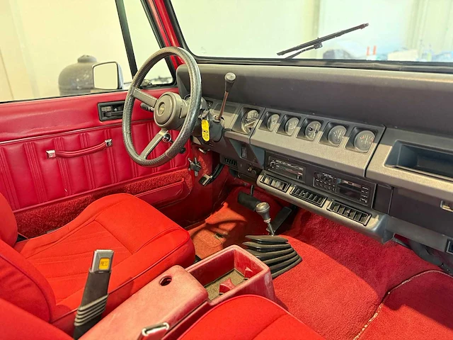 1991 - jeep wrangler - oldtimer - afbeelding 9 van  13