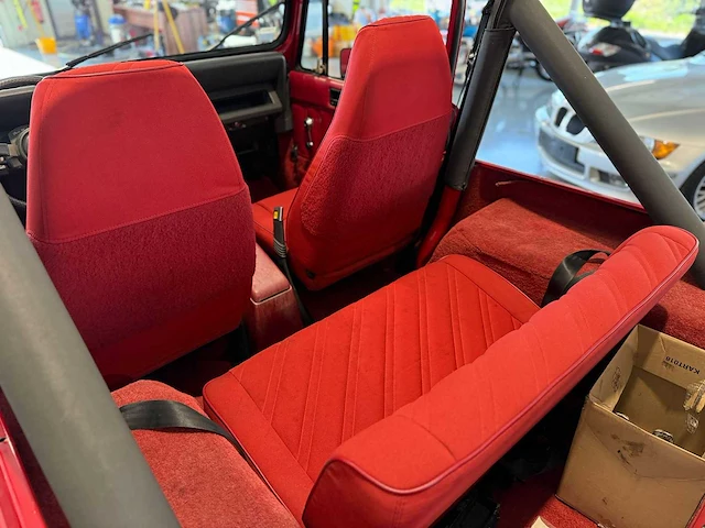 1991 - jeep wrangler - oldtimer - afbeelding 12 van  13