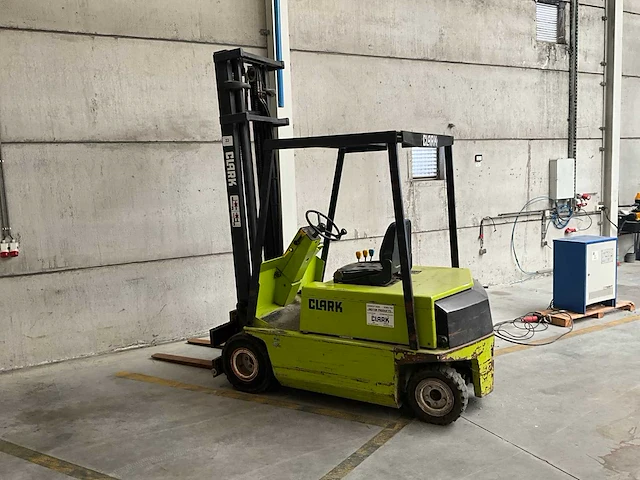 1991 clark em20 vorkheftruck - afbeelding 12 van  23