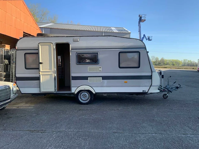 1991 hobby 470 caravan - afbeelding 17 van  22