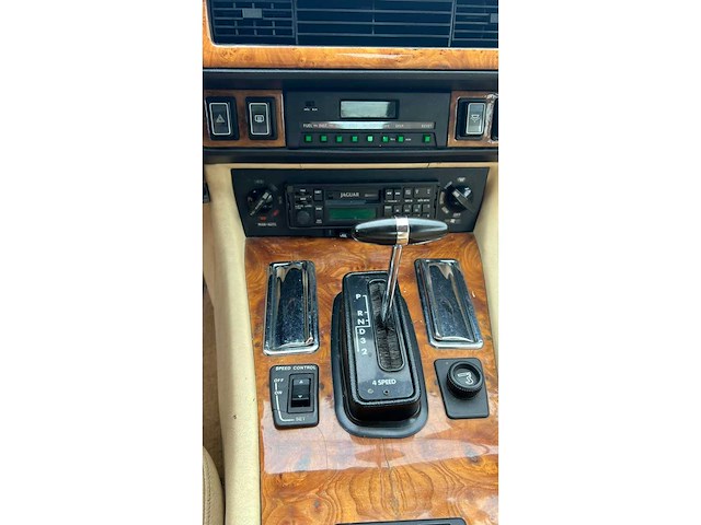1991 jaguar xjs coupé oldtimer - afbeelding 11 van  43