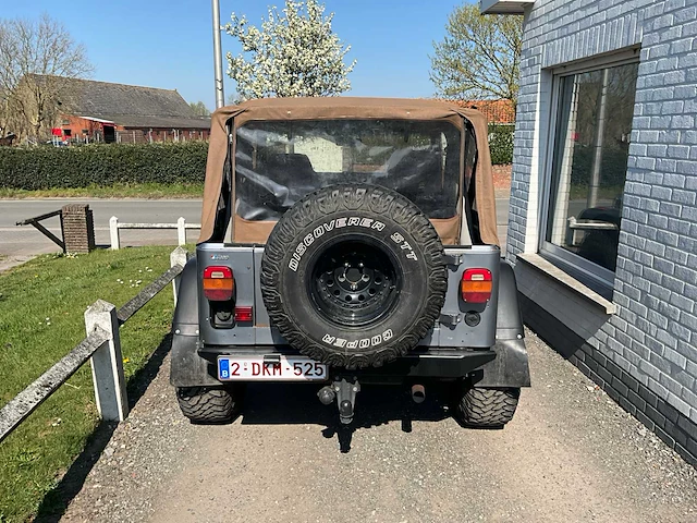1991 jeep wrangler personenauto - afbeelding 25 van  26