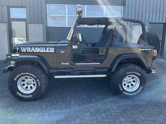 1992 - jeep wrangler 4.0l high output 4x4 - afbeelding 3 van  48