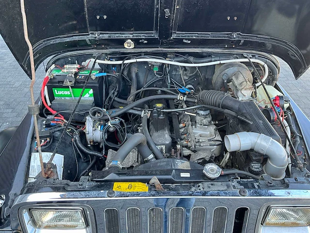 1992 - jeep wrangler 4.0l high output 4x4 - afbeelding 32 van  48
