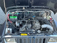 1992 - jeep wrangler 4.0l high output 4x4 - afbeelding 32 van  48