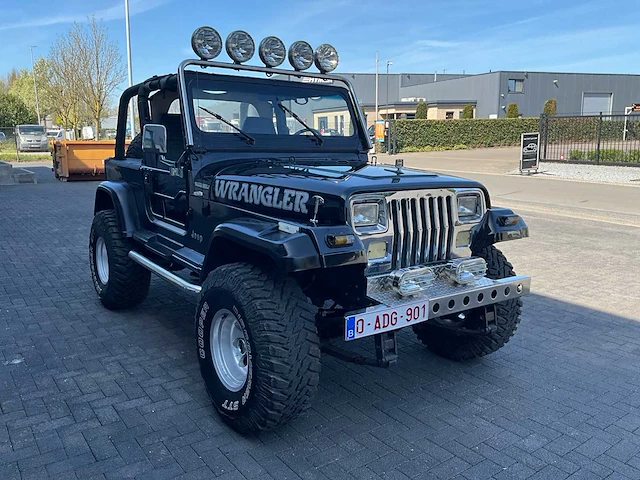 1992 - jeep wrangler 4.0l high output 4x4 - afbeelding 44 van  48