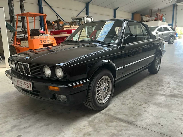 1992 bmw 325i oldtimer - afbeelding 1 van  44