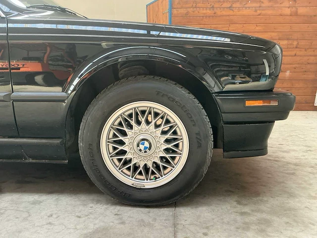 1992 bmw 325i oldtimer - afbeelding 19 van  44