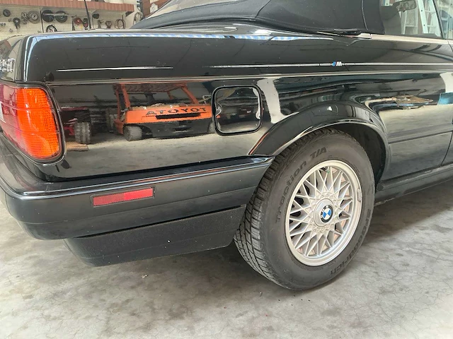 1992 bmw 325i oldtimer - afbeelding 20 van  44