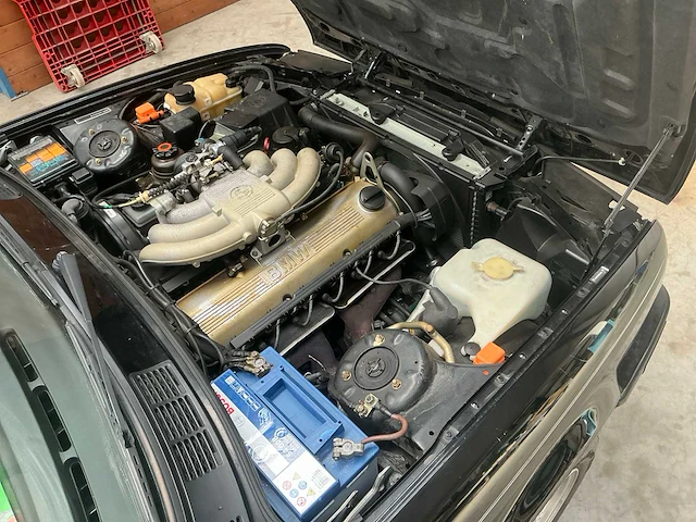 1992 bmw 325i oldtimer - afbeelding 24 van  44