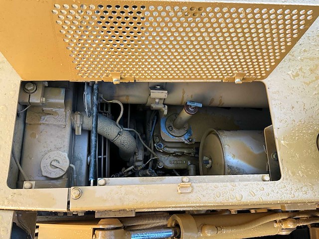 1992 caterpillar d4c series 2 bulldozer - afbeelding 39 van  45