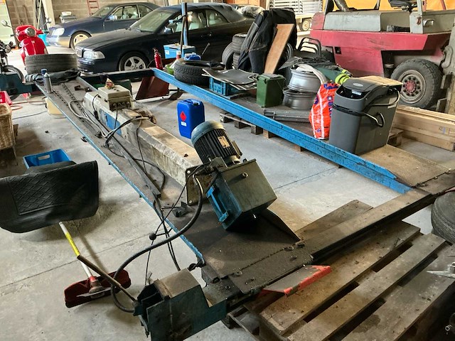 1992 dmch art400 hefbrug - afbeelding 1 van  7