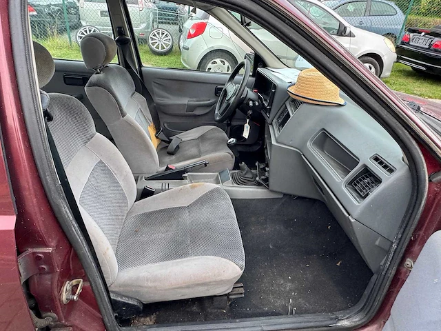 1992 ford sierra 1.8d - personenauto - afbeelding 6 van  27