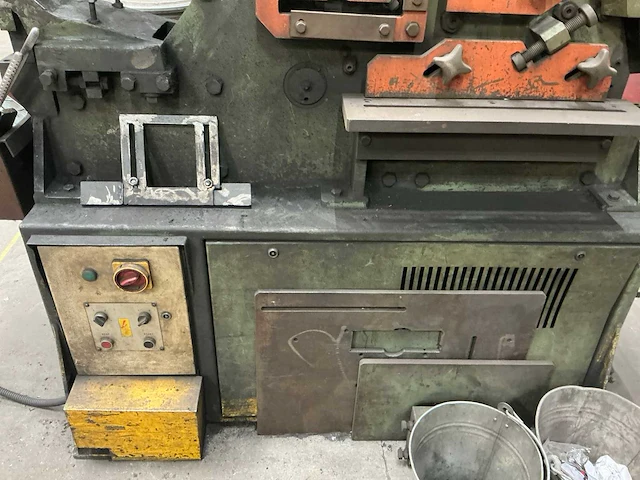 1992 industria masetto schio hy75ims ponsmachine - afbeelding 8 van  14