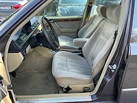 1992 mercedes-benz 280e personenauto - afbeelding 20 van  44
