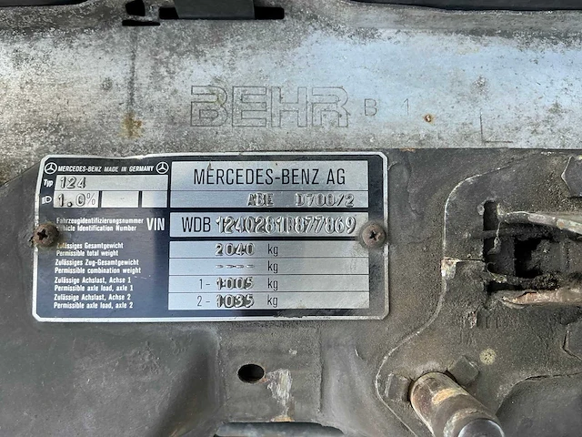 1992 mercedes-benz 280e personenauto - afbeelding 37 van  44